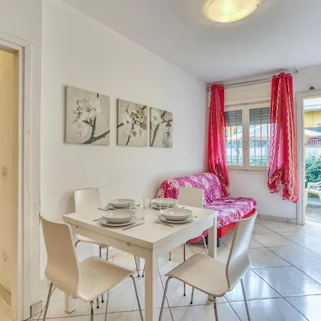 Apartment La Piazzetta Iii