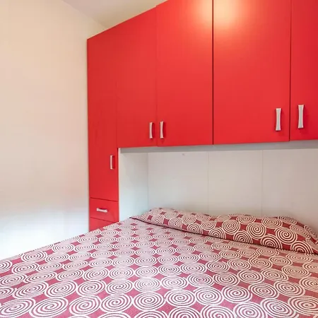 Apartment La Piazzetta Iii